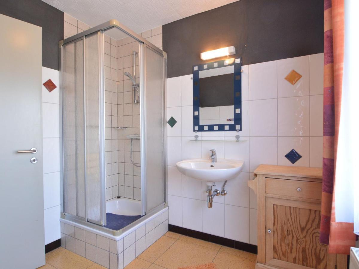 Traditional Holiday Home In B Tgenbach With Sauna Butgenbach Exteriör bild